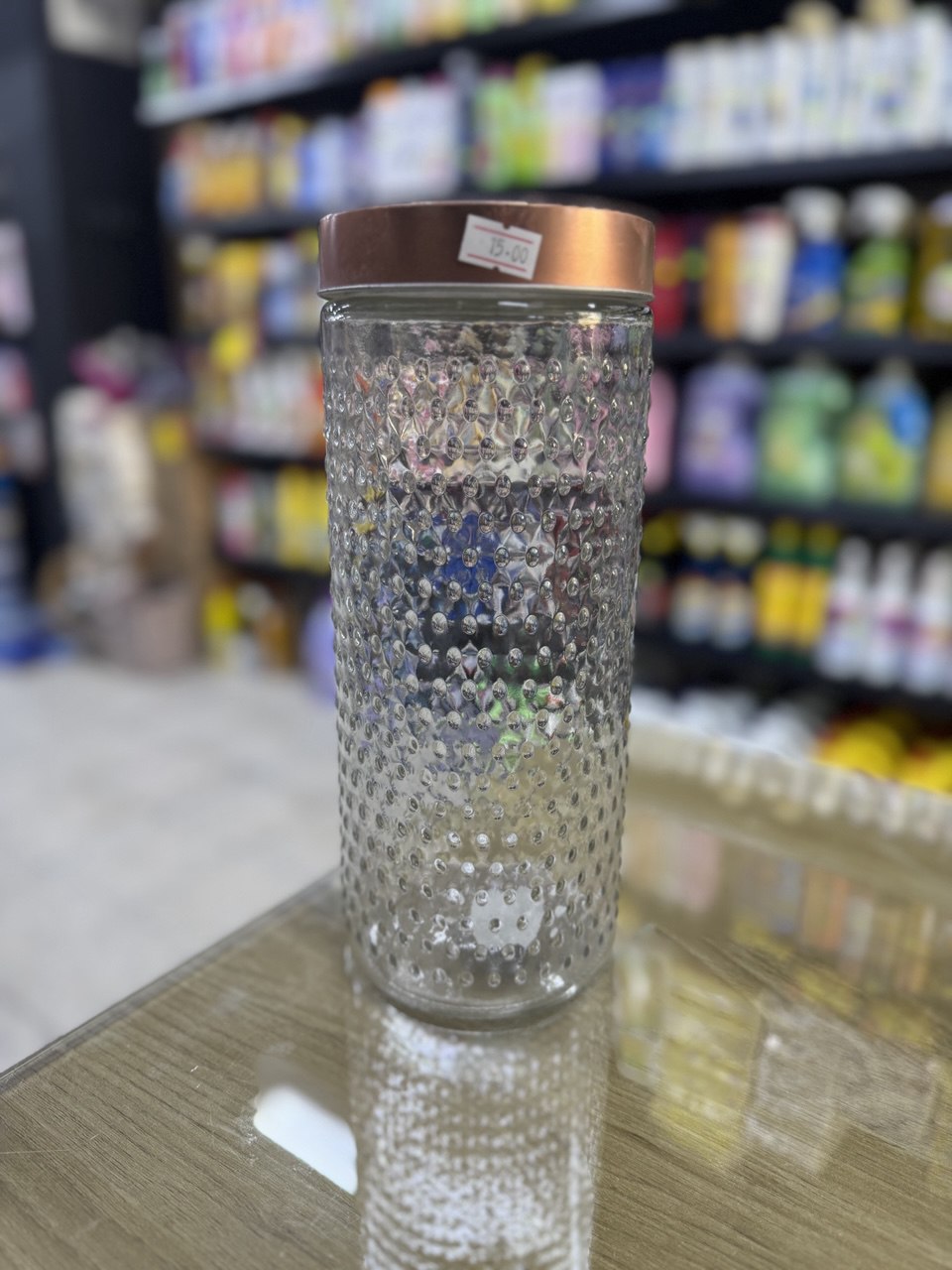 مطربان زجاج كبير طويل