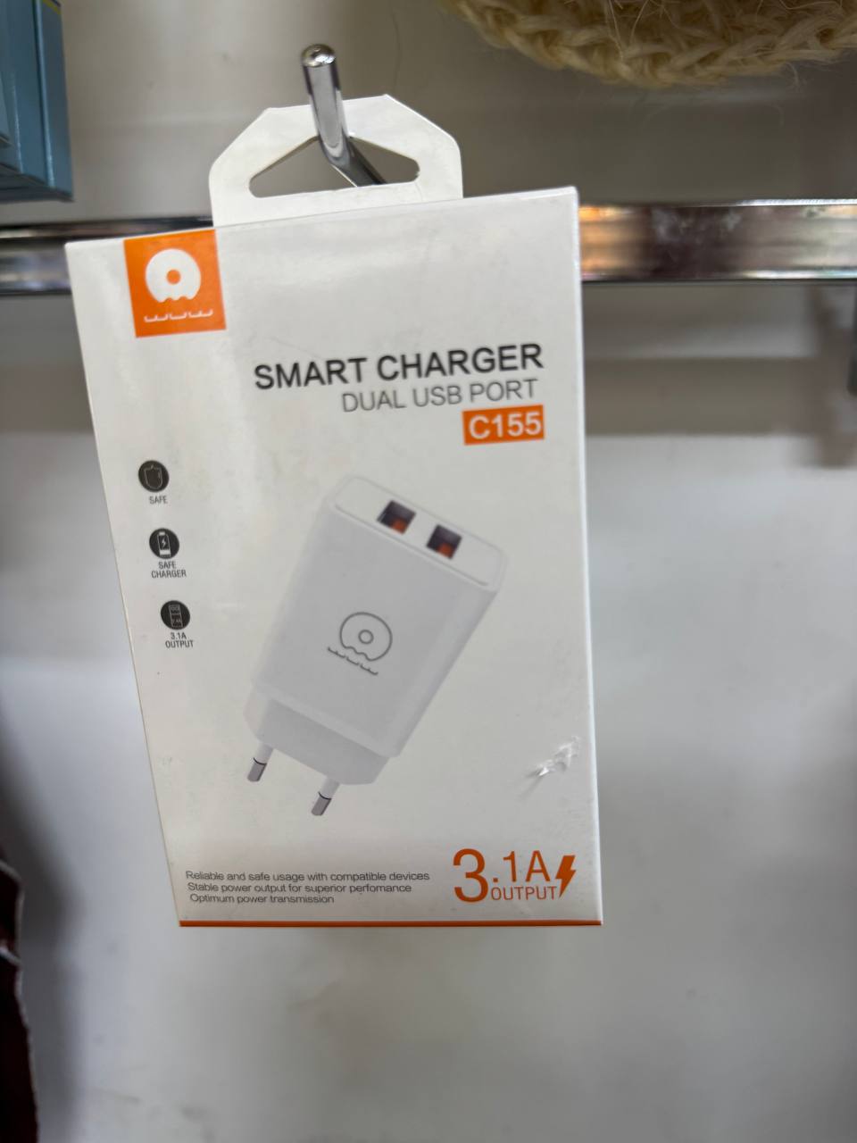 عظمة شاحن USB 3.1A